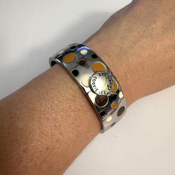 NWT Cookie Lee Silver-Tone Tan Brown Polka Dot Hinged Clamper Bangle Bracelet - Picture 4 of 5